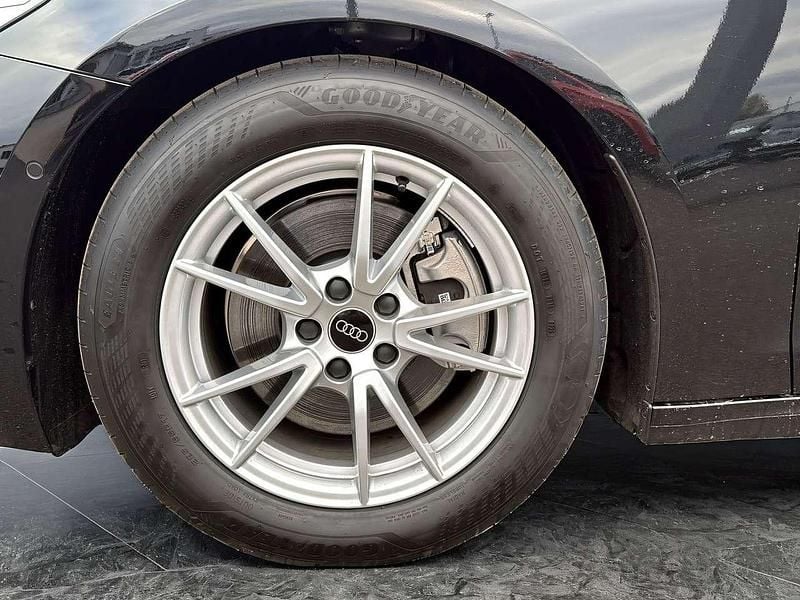 Gebraucht Audi A5 Sport 204 PS (150 kW) 2025 Mythosschwarz metallic Kombi