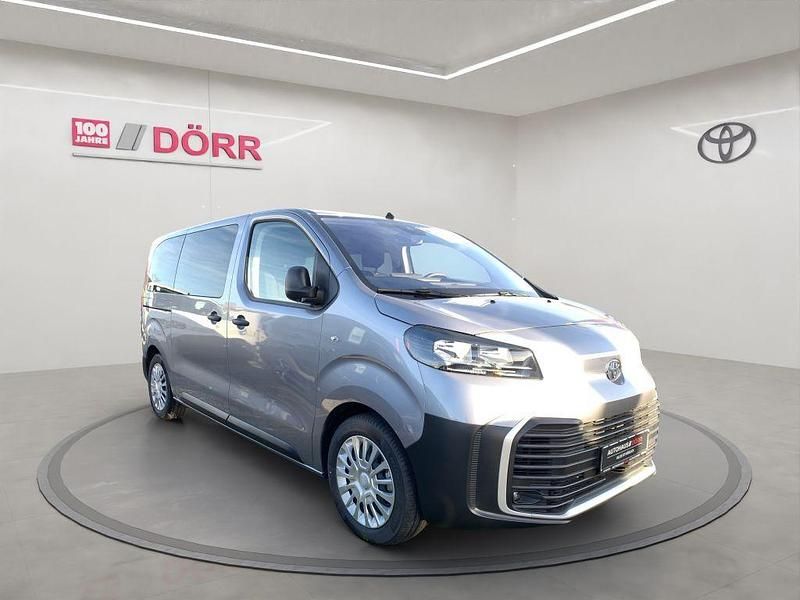 Gebraucht Toyota Proace Comfort 144 PS (105 kW) 2024 Grau Van / Kleinbus
