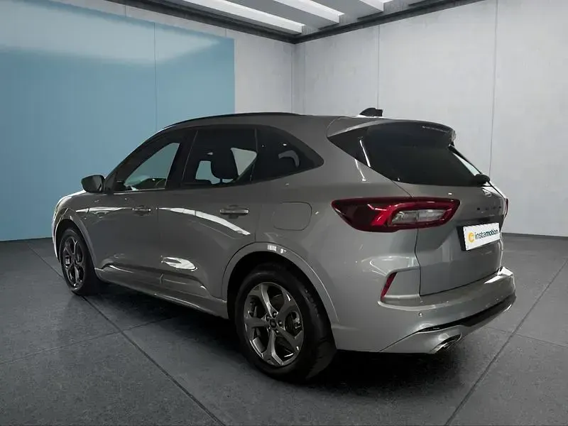 Gebraucht Ford Kuga 190 PS (139 kW) 2025 Silber SUV