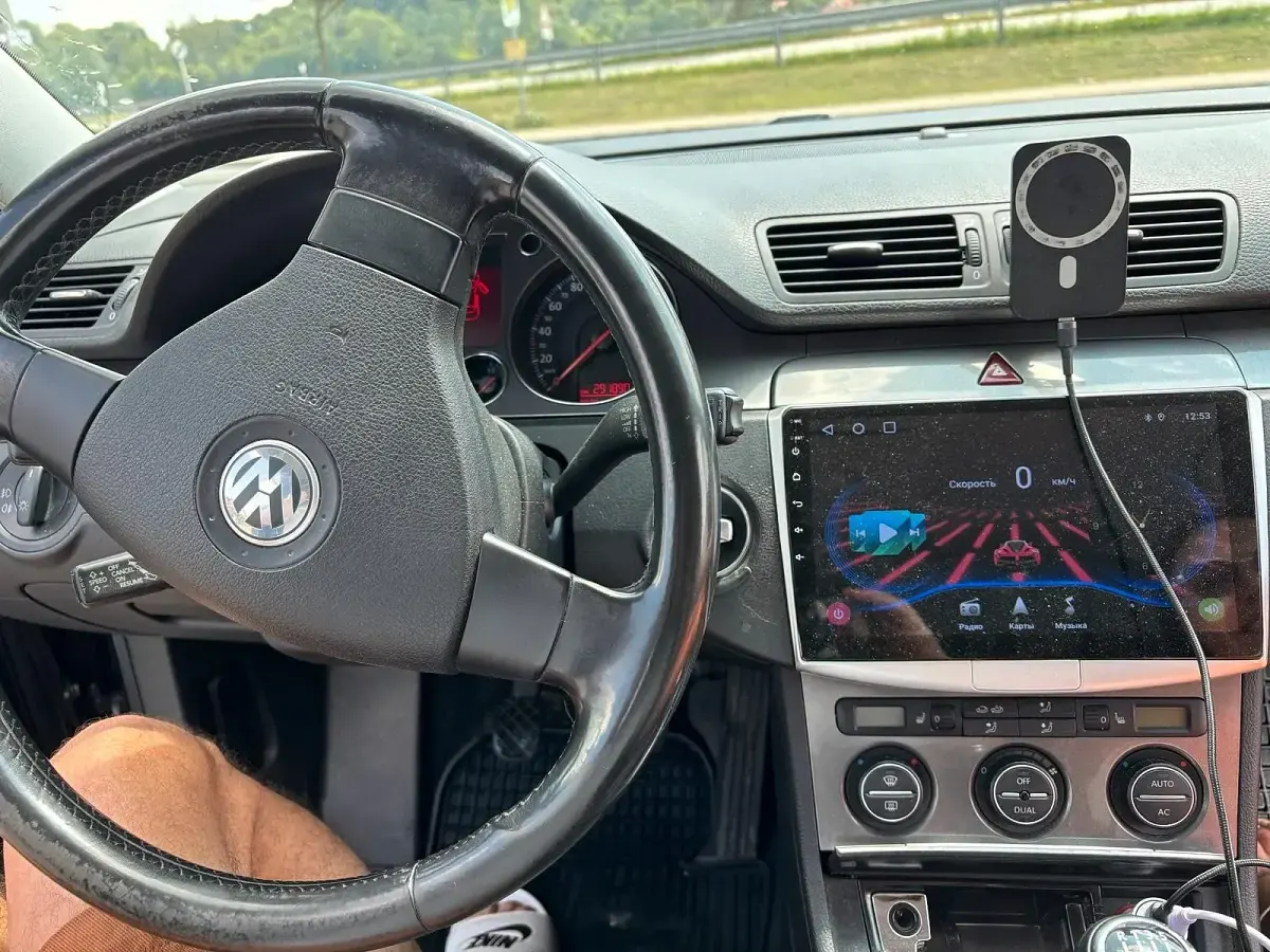 Gebraucht VW Passat 105 PS (77 kW) 2009 Braun Kombi