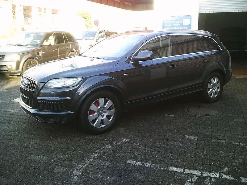 Gebraucht Audi Q7 Advanced 340 PS (250 kW) 2011 Lavagrau perleffekt SUV