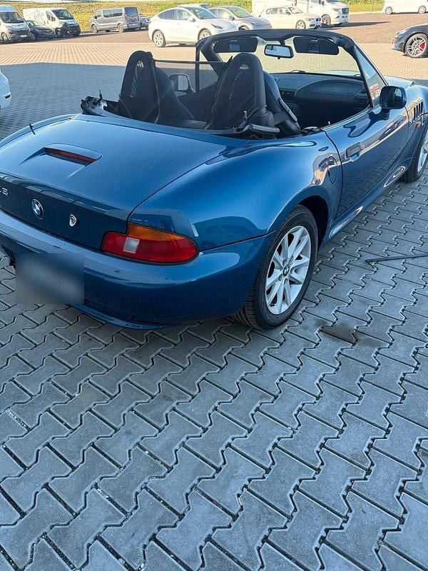Second-hand BMW Z3 140 CP (102 kW) 2000 Albastru Cabrio