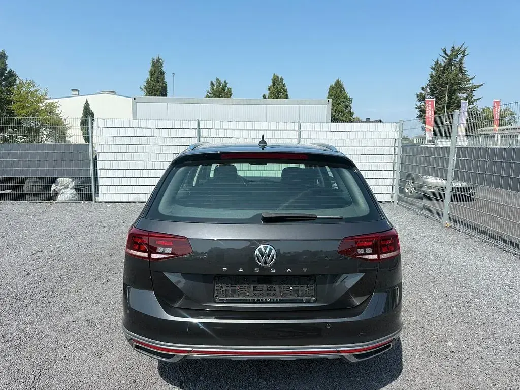 Gebraucht VW Passat Alltrack 190 PS (139 kW) 2020 Grau Kombi