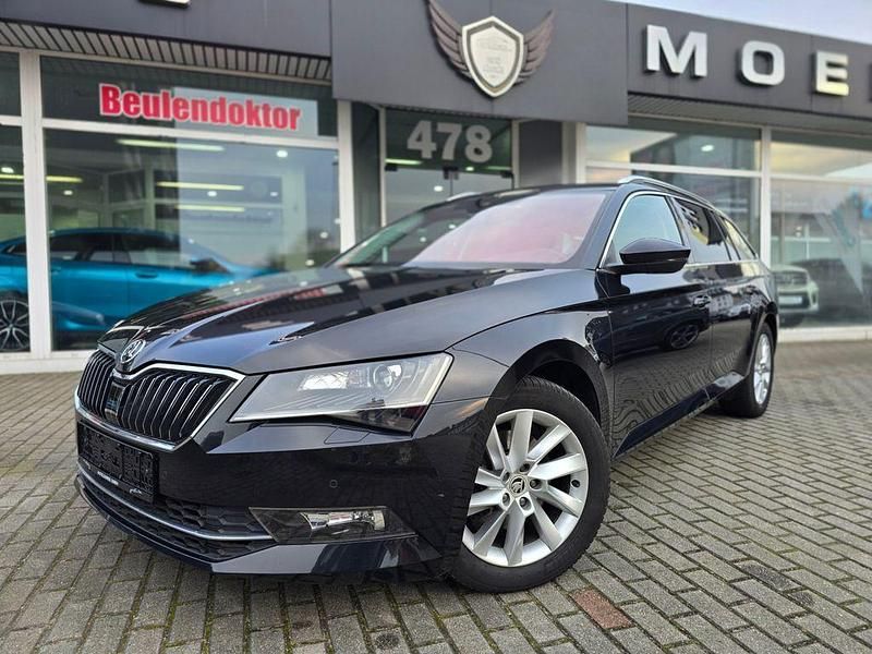 Schwarz Gebraucht 2016 Skoda Superb Style Kombi | 15.900 € (Fairer Preis) - Bild 1/4