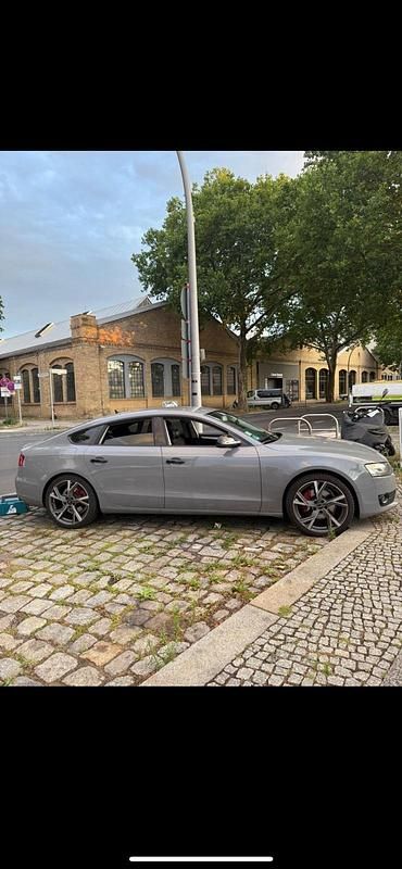 Andere außenfarben Gebraucht 2010 Audi A5 Sportback Sport Limousine | 7.600 € (Etwas zu teuer) - Bild 1/4
