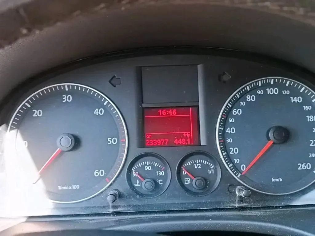 Gebraucht VW Caddy Maxi 105 PS (77 kW) 2008 Silber Van / Kleinbus