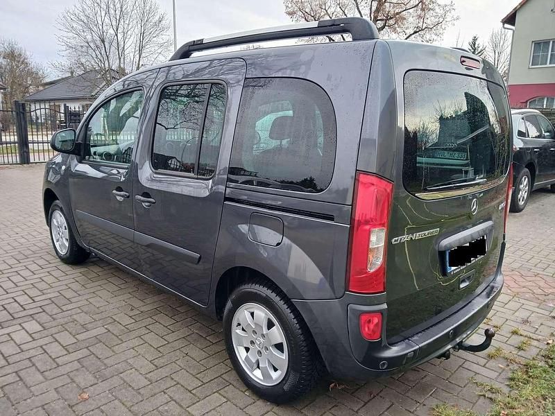 Gebraucht Mercedes Citan 111 116 PS (85 kW) 2019 Grau Kombi