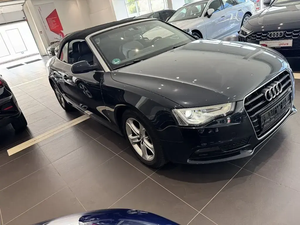 Gebraucht Audi A5 Cabriolet Sport 177 PS (130 kW) 2015 Blau Cabrio
