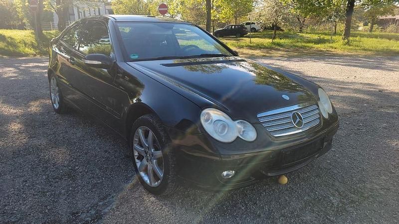 Gebraucht Mercedes C320 218 PS (160 kW) 2005 Schwarz Coupé