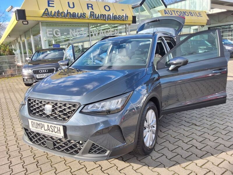 Gebraucht Seat Arona Style 110 PS (80 kW) 2023 Grau SUV
