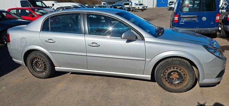 Gebraucht Opel Vectra Edition 122 PS (89 kW) 2006 Silber Limousine