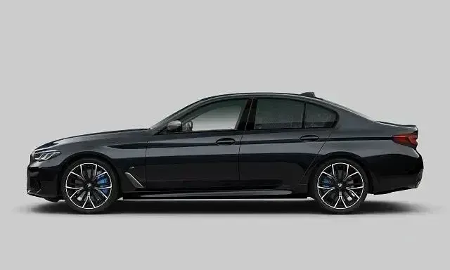 Gebraucht BMW M550 Comfort Edition 530 PS (389 kW) 2023 Schwarz Limousine