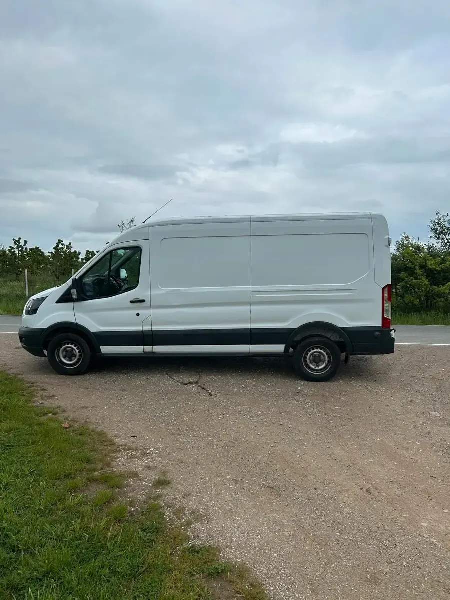 Gebraucht Ford Transit 130 PS (95 kW) 2016 Weiß Van / Kleinbus