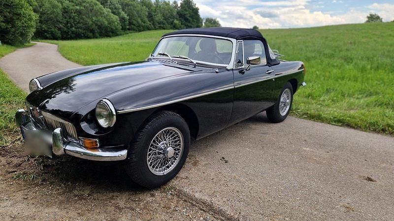 Gebraucht MG B 67 PS (49 kW) 1978 Schwarz Cabrio