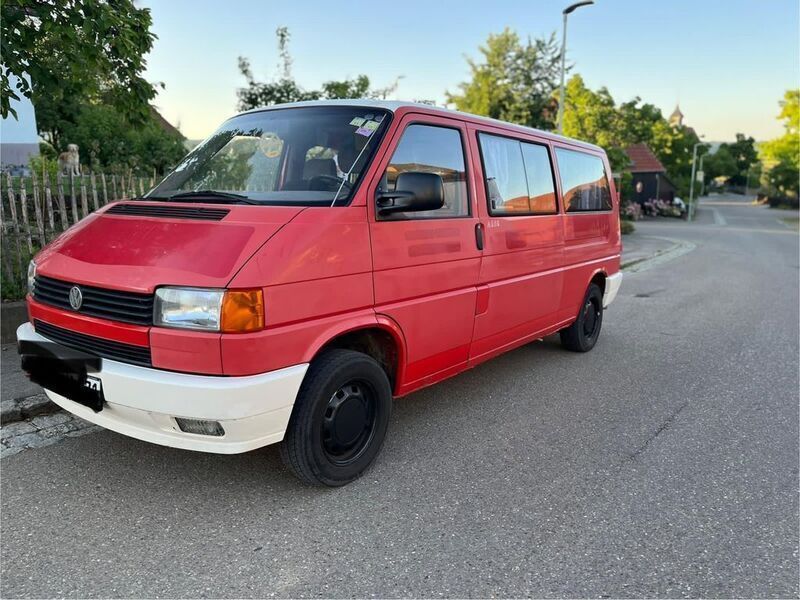 Rot Gebraucht 1994 VW T4 Van | 12.499 € - Bild 1/4