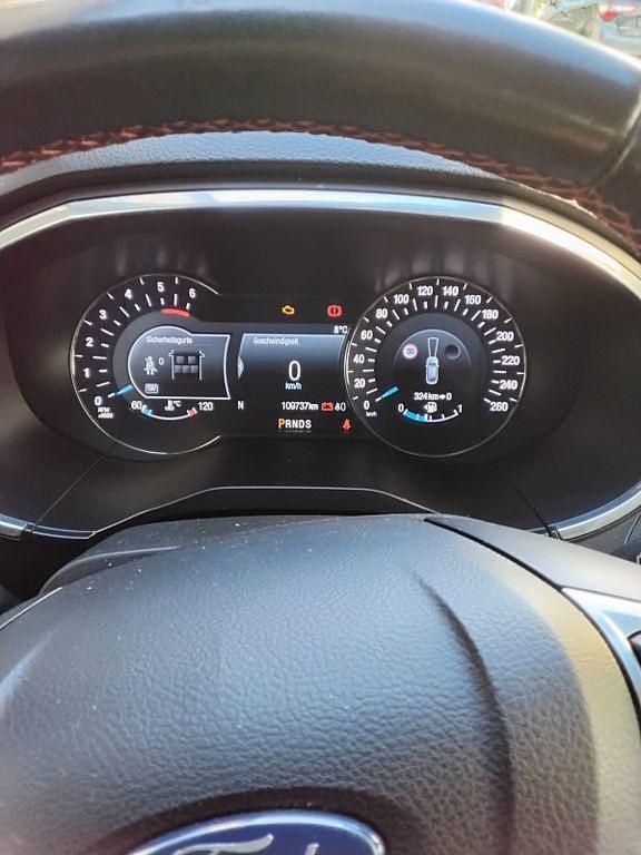 Gebraucht Ford S-MAX ST-Line 241 PS (177 kW) 2019 Rot Van / Kleinbus