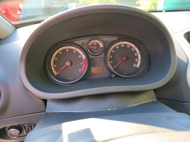 Blau Gebraucht 2011 Opel Corsa Innovation Limousine | 2.200 € (Guter Preis) - Bild 1/4