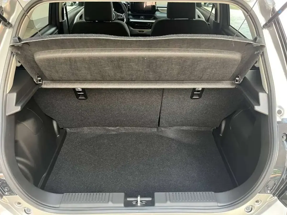 Neu Suzuki Swift Comfort 82 PS (60 kW) 2026 Silber Kleinwagen