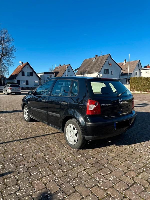 Gebraucht VW Polo 54 PS (39 kW) 2002 Schwarz Kleinwagen