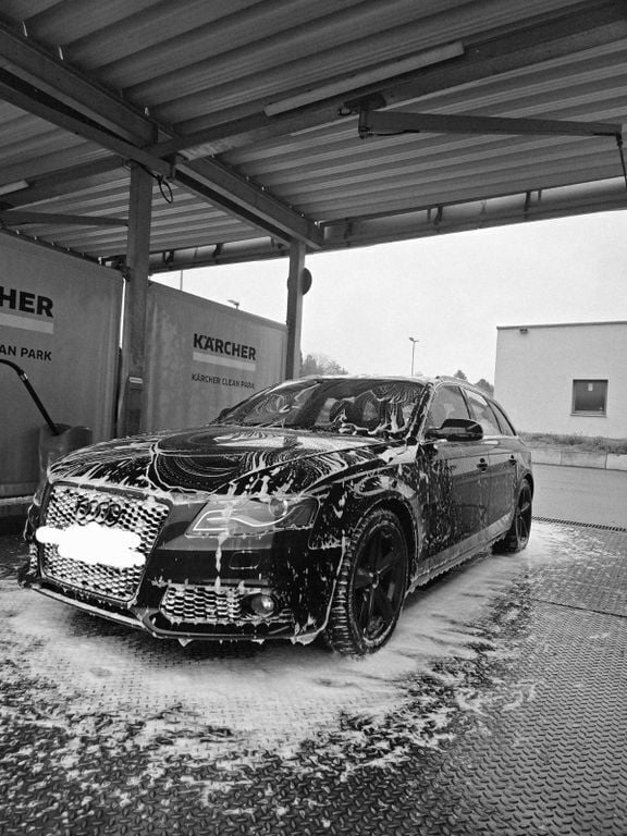 Schwarz Gebraucht 2009 Audi A4 S-Line Kombi | 5.200 € (Guter Preis) - Bild 1/4