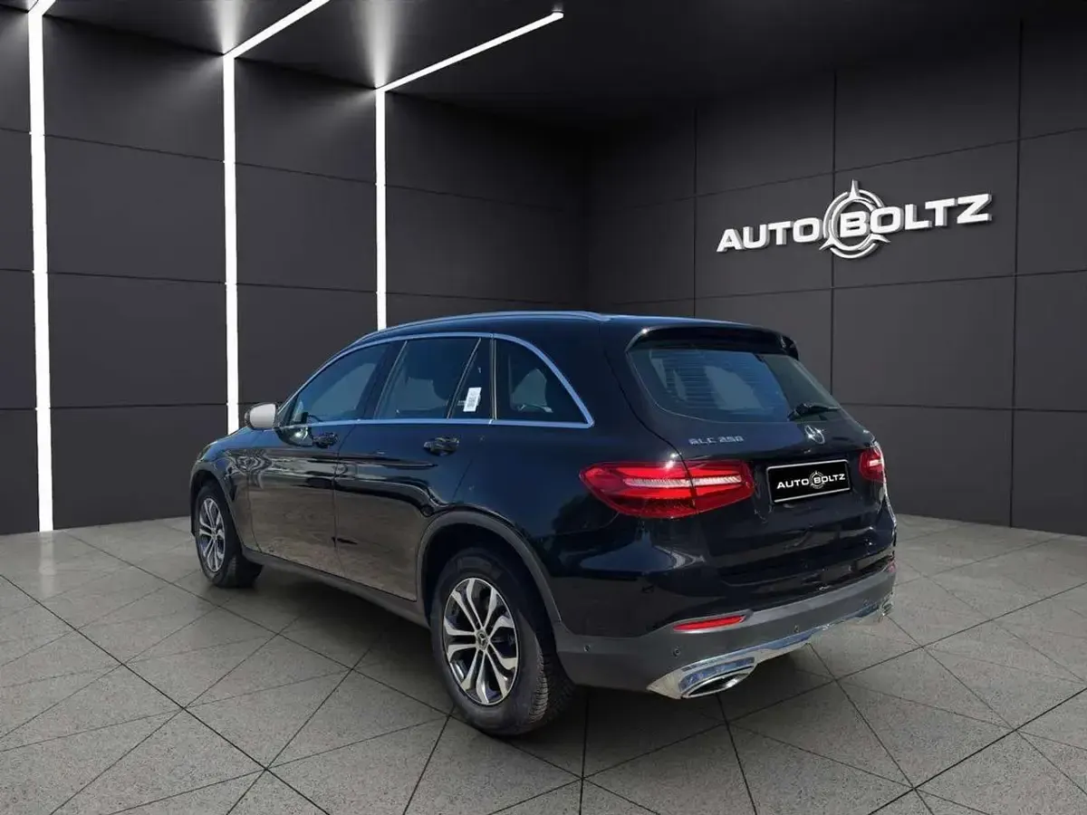 Gebraucht Mercedes GLC250 Exclusive 211 PS (155 kW) 2017 Schwarz SUV
