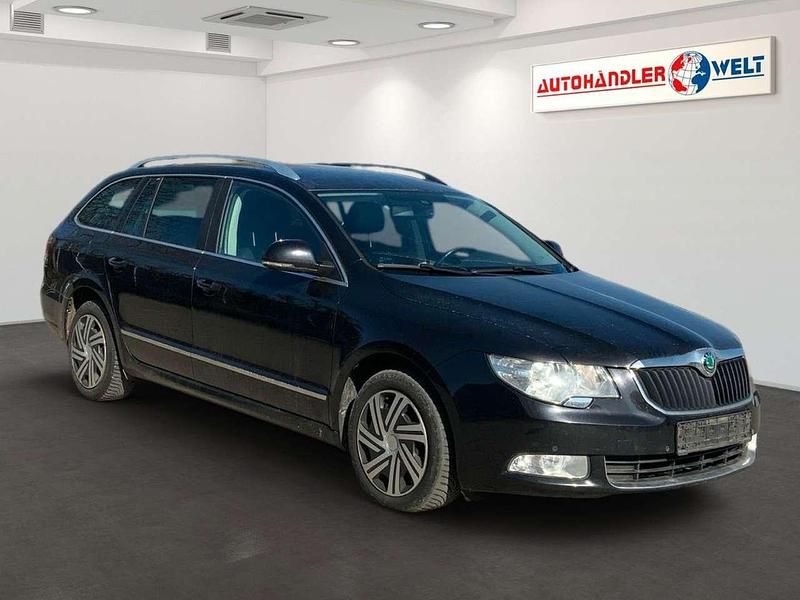 Gebraucht Skoda Superb Elegance 170 PS (125 kW) 2012 Schwarz Kombi