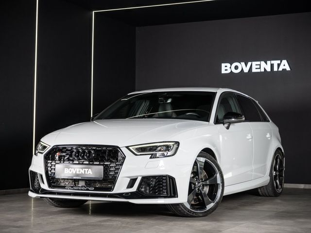 Gletscherweiß metallic Gebraucht 2019 Audi RS3 Sportback Sport Kleinwagen | 44.850 € (Fairer Preis) - Bild 1/4