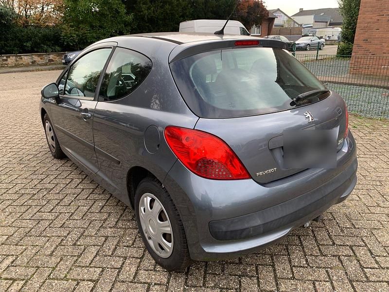 Gebraucht Peugeot 207 86 PS (63 kW) 2008 Grau Kleinwagen