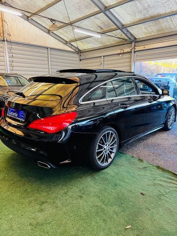 Gebraucht Mercedes CLA180 122 PS (89 kW) 2016 Schwarz Limousine