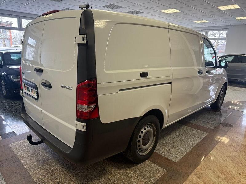 Gebraucht Mercedes Vito 163 PS (119 kW) 2019 Weiß Van