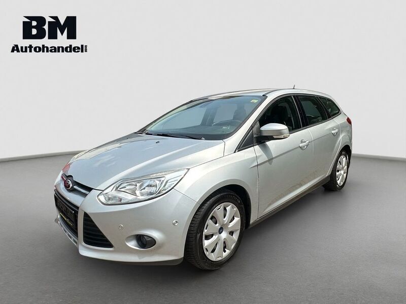 Silber Gebraucht 2014 Ford Focus Kombi | 6.990 € (Fairer Preis) - Bild 1/4
