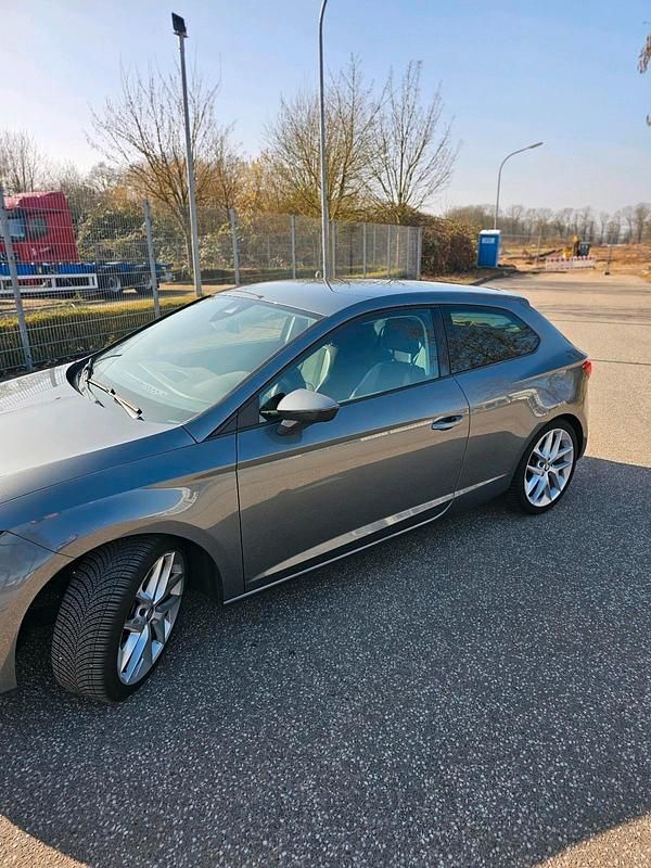 Gebraucht Seat Leon FR 179 PS (131 kW) 2016 Grau Coupé