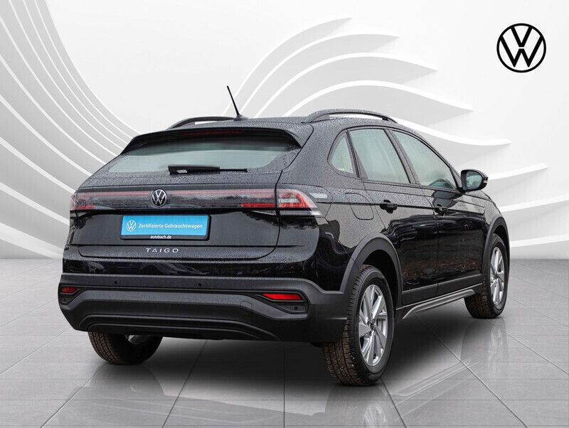 Gebraucht VW Taigo Life 95 PS (69 kW) 2024 Schwarz (deep black perleffekt) SUV