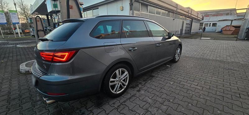 Gebraucht Seat Leon FR 150 PS (110 kW) 2017 Grau Kombi