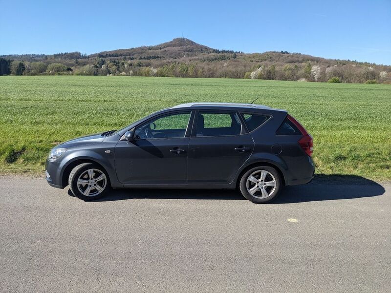 Gebraucht Kia Ceed Sportswagon 125 PS (91 kW) 2011 Kombi