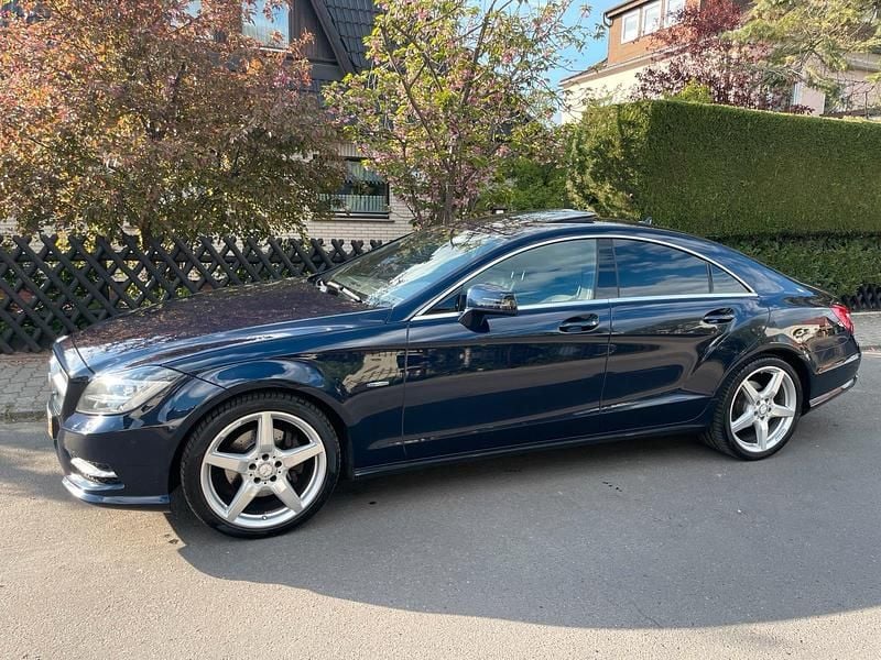 Gebraucht Mercedes CLS350 306 PS (225 kW) 2012 Blau Limousine