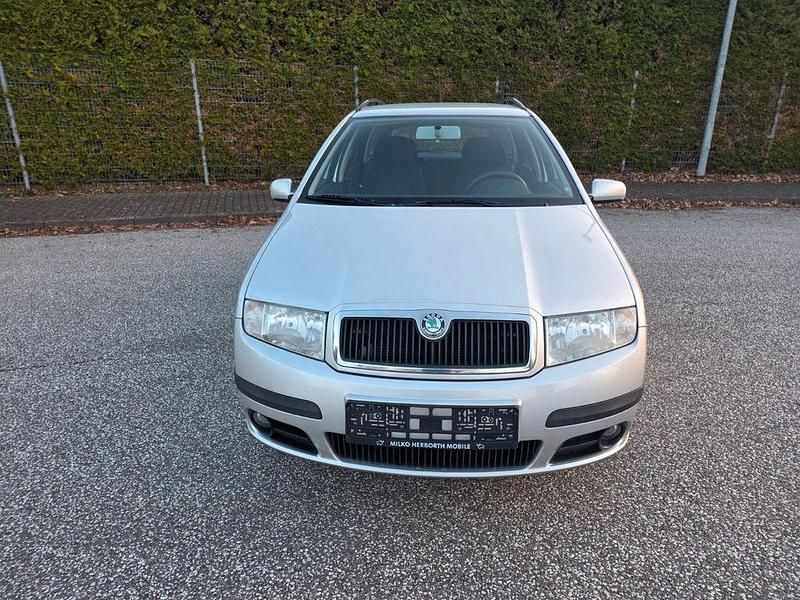 Gebraucht Skoda Fabia Ambiente 75 PS (55 kW) 2005 Silber Kombi