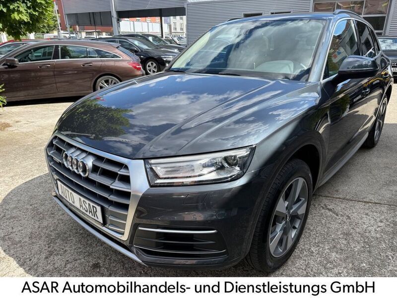 Manhattangrau metallic Gebraucht 2020 Audi Q5 Sport SUV | 28.980 € (Fairer Preis) - Bild 1/4