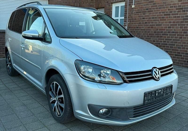 Gebraucht VW Touran Comfortline 105 PS (77 kW) 2011 Grau Van / Kleinbus
