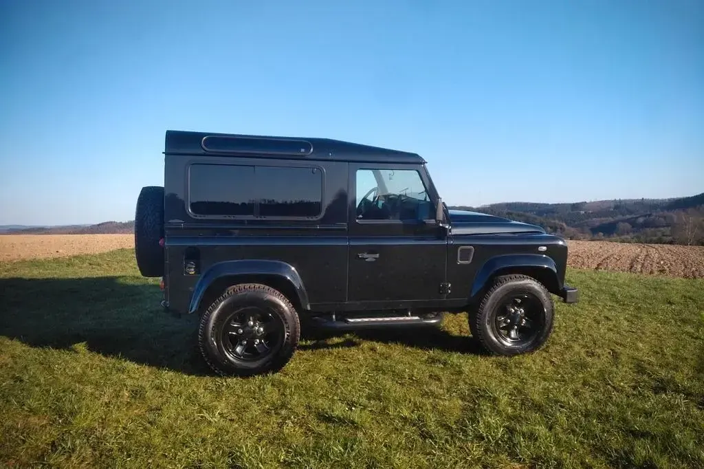 Gebraucht Land Rover Defender 122 PS (89 kW) 2014 Schwarz SUV
