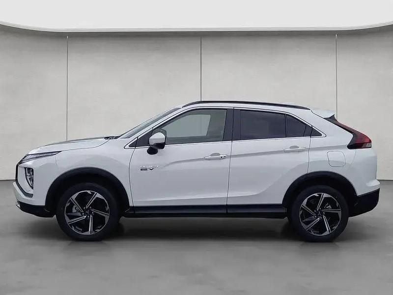Gebraucht Mitsubishi Eclipse Cross Plus 188 PS (138 kW) 2024 Weiß SUV