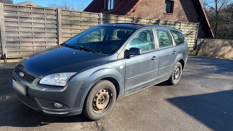 Gebraucht Ford Focus Ambiente 101 PS (74 kW) 2007 Grau Kombi