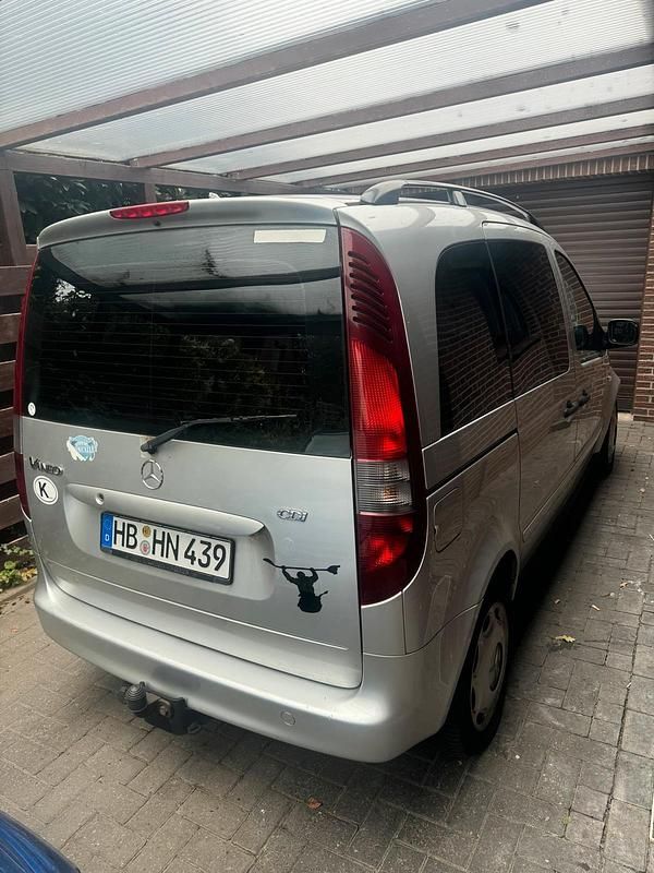 Silber Gebraucht 2005 Mercedes Vaneo Van / Kleinbus | 1.000 € (Fairer Preis) - Bild 1/4