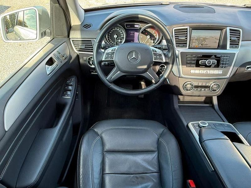 Gebraucht Mercedes ML250 204 PS (150 kW) 2014 Silber SUV