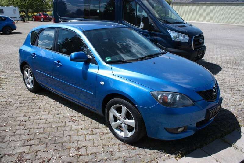 Blau Gebraucht 2006 Mazda 3 Inclusive Kleinwagen | 3.600 € (Etwas zu teuer) - Bild 1/4