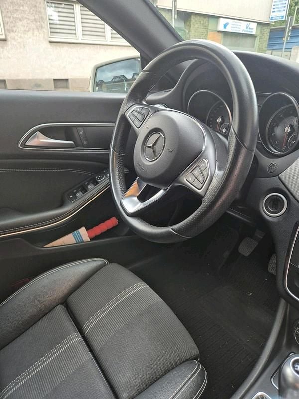 Gebraucht Mercedes CLA180 122 PS (89 kW) 2017 Limousine
