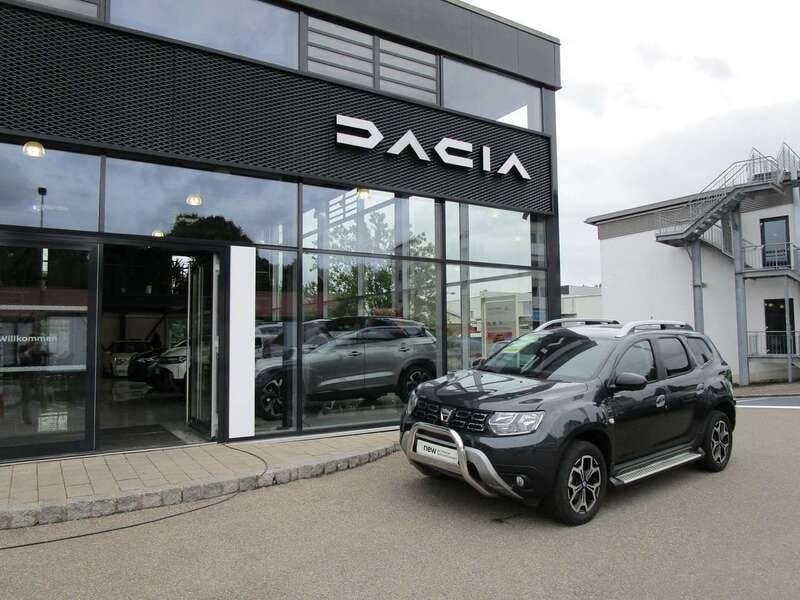 Kometengrau Gebraucht 2021 Dacia Duster Celebration SUV | 17.290 € (Fairer Preis) - Bild 1/4