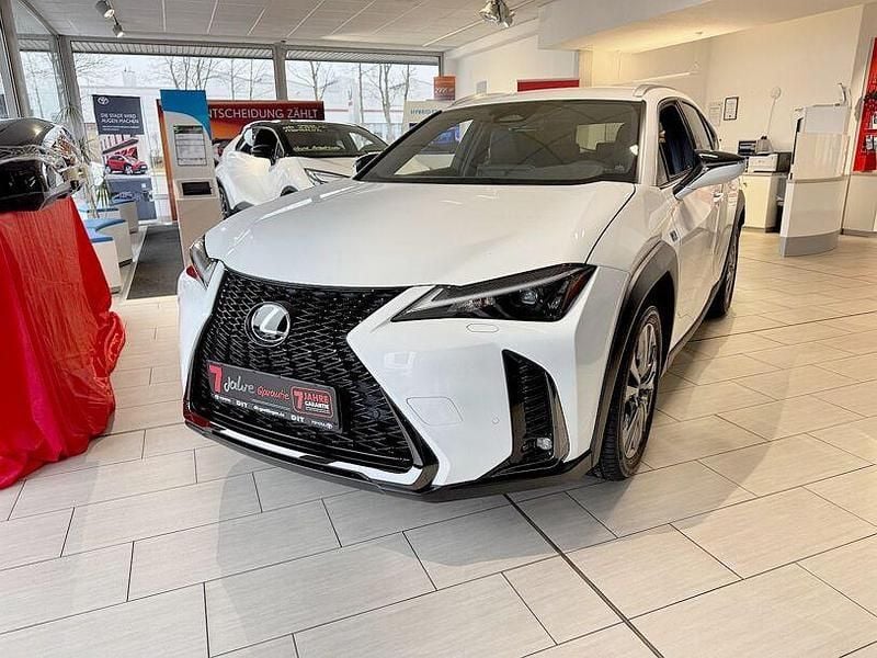 Neu Lexus UX 2025 Weiss SUV