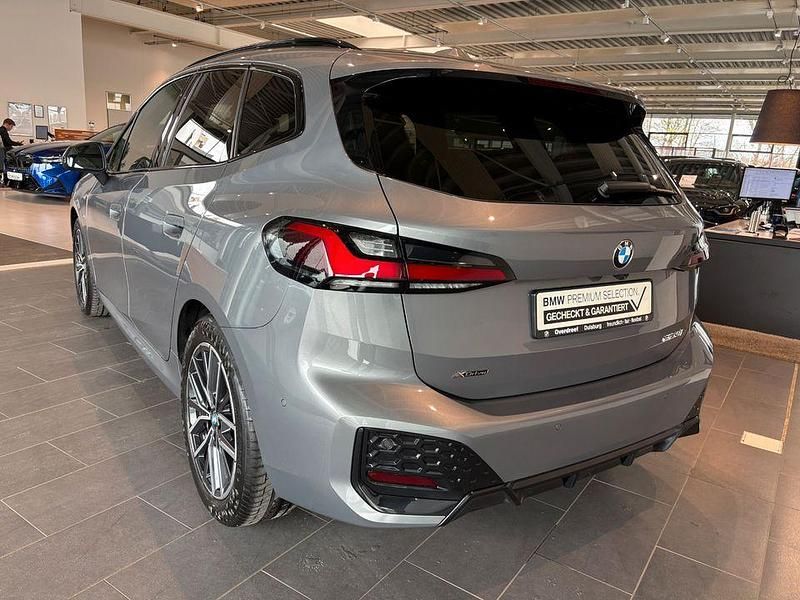 Gebraucht BMW 223 Active Tourer Performance 218 PS (160 kW) 2025 Grau Van / Kleinbus