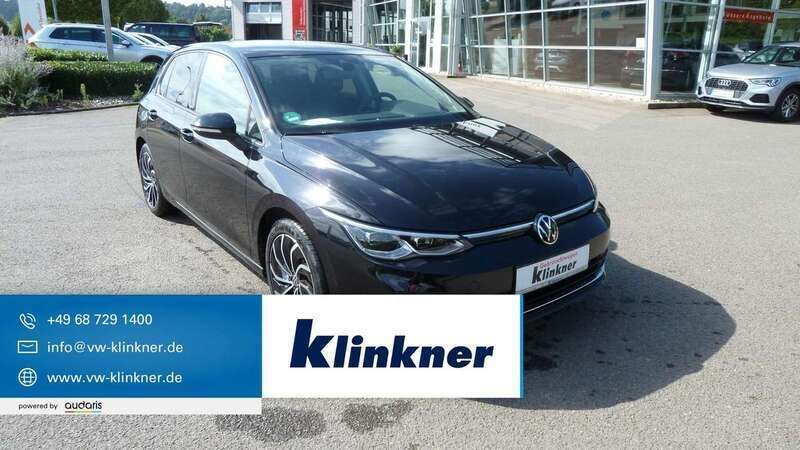 Schwarz Gebraucht 2022 VW Golf VIII Active Kleinwagen | 29.490 € (Teuer) - Bild 1/4